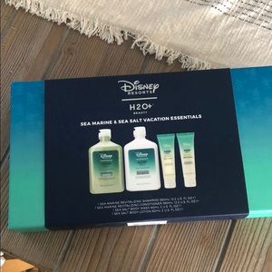 DISNEY H2O+ Beauty Sea Essentials